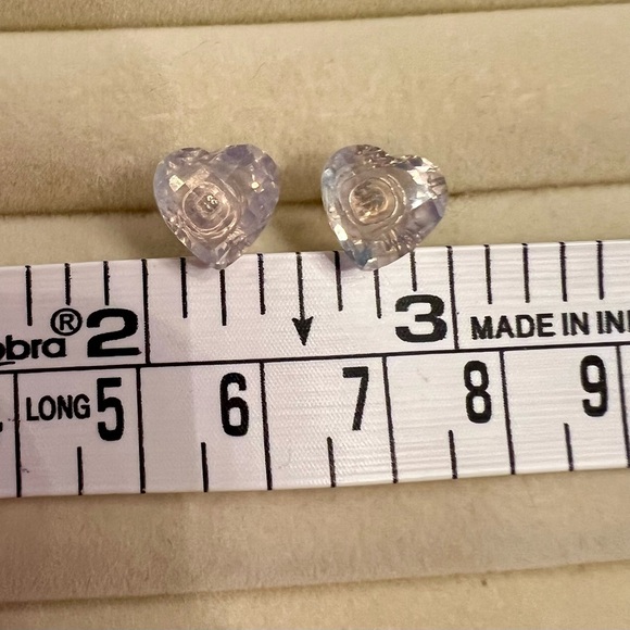 Clear Quartz Heart-Shaped Silver Earrings - Picture 3 of 4